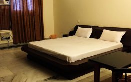 One of the best hotels in Chintpurni