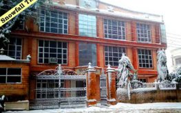 One of the best hotels in Chintpurni